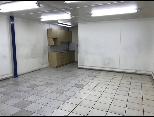 2,060M² FACTORY TO LET IN ELSIES RIVER INDUSTRIAL